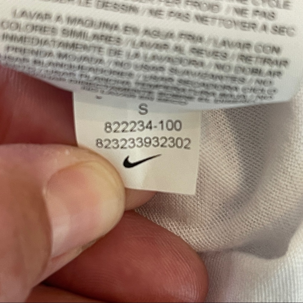 Nike Graphic White Tank- Muscle Tank - Cut Off - 822234-100 - Size Small - Picture 3 of 7